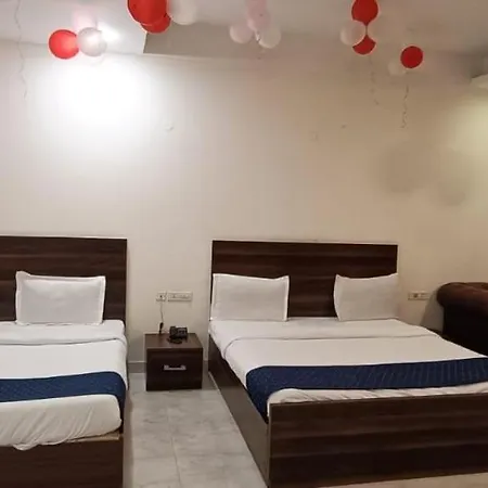 Hotel Embassy International